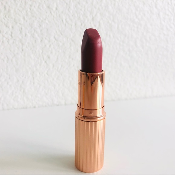 Charlotte Tilbury Walk Of Shame Lipsticks Matte Revolution - Picture 2 of 5